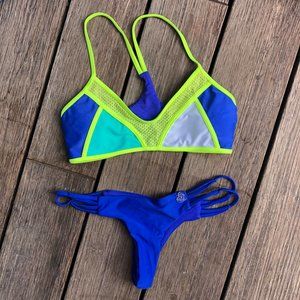 Body Glove Neon Bikini TOP ONLY (bottoms sold)